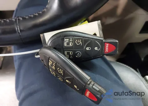 2014 Chrysler Town & Country Touring z USA, uszkodzony, nr VIN 2C4RC1BG1ER425948